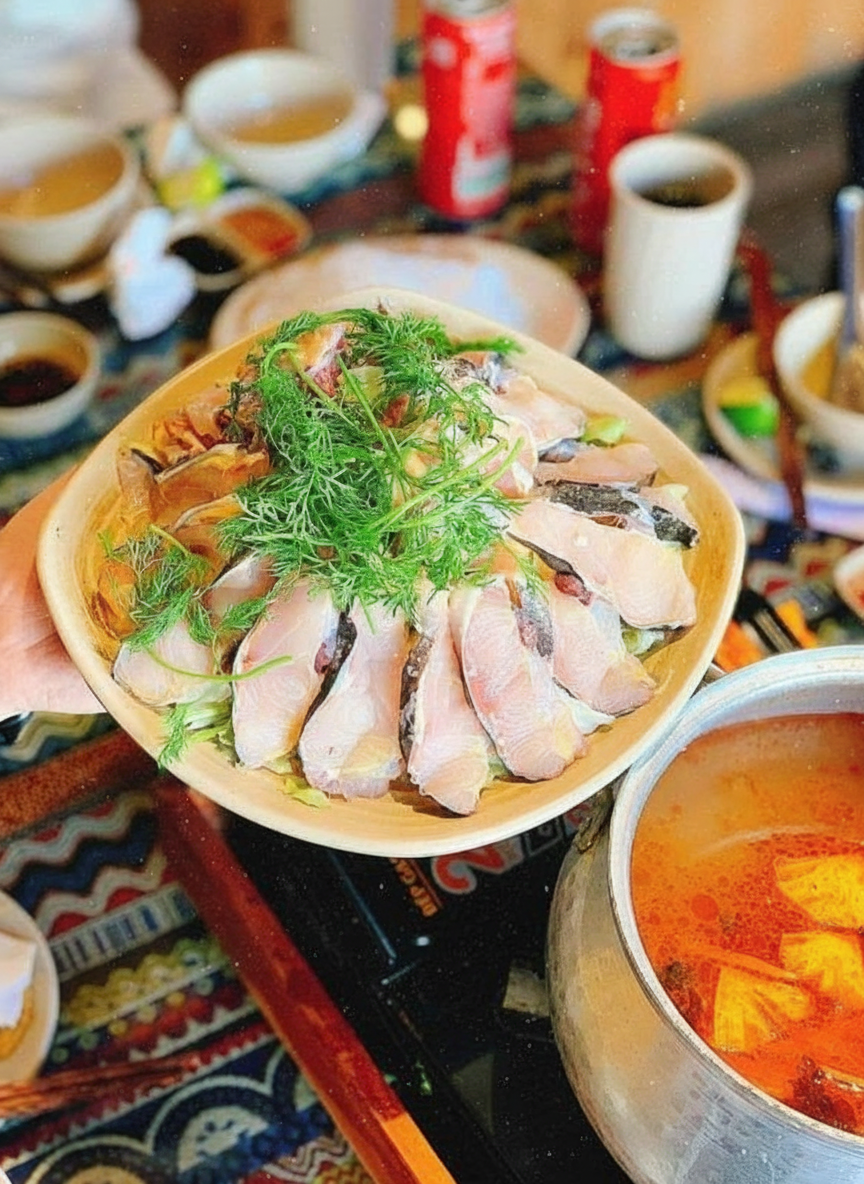 Cá tầm tươi Măng Đen